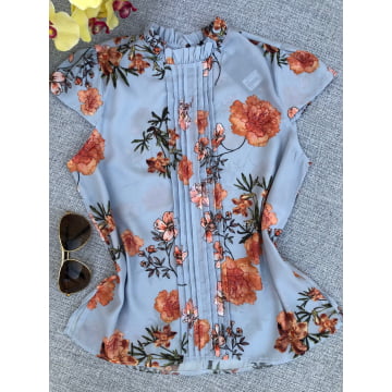 Blusa Floral Gola e Nervuras