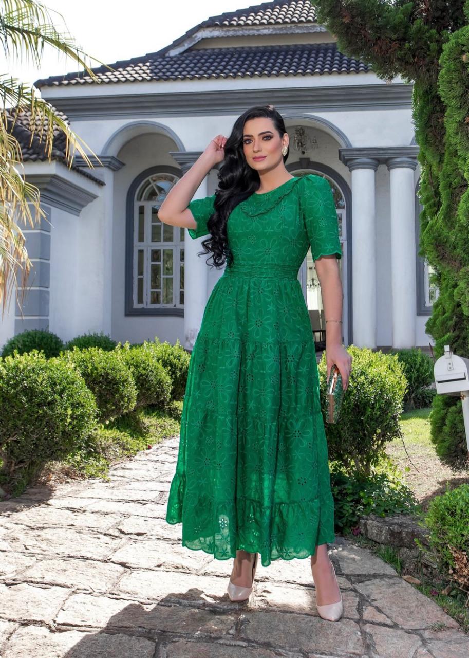 VESTIDO EM LESE ALGODÃO.